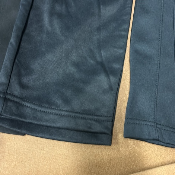3pairs of Men’s size small pants. 2 black  and 1 dark gray. - Picture 6 of 8